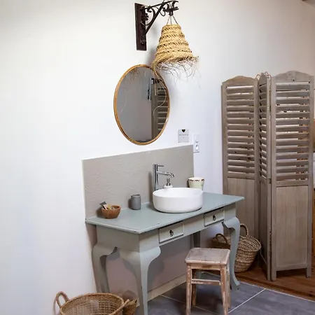 Bessire Chambres&table D'hôtes Alojamento de Acomodação e Pequeno-almoço